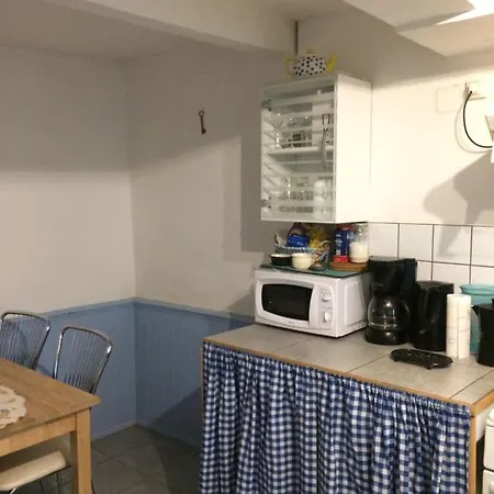 Petite Maison Bleue *